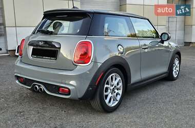 Хэтчбек MINI Cooper 2018 в 