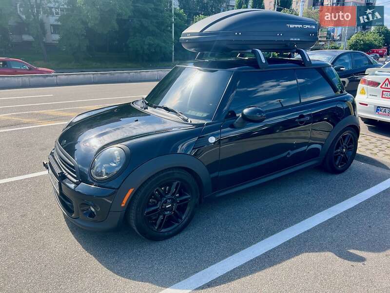 MINI Cooper 2012