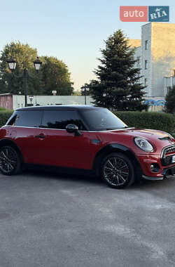 Хэтчбек MINI Cooper 2014 в 