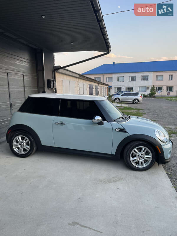 Хетчбек MINI Cooper 2013 в Пирятині