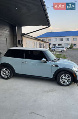Хэтчбек MINI Cooper 2013 в 