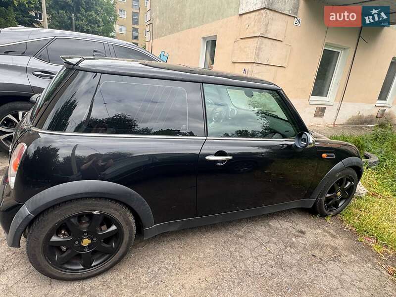 Хетчбек MINI Cooper 2004 в Рівному