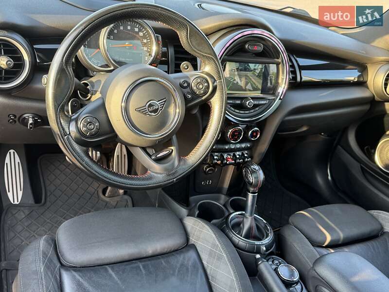 Хэтчбек MINI Cooper 2014 в Борисполе