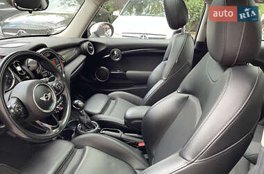Хетчбек MINI Cooper 2015 в 