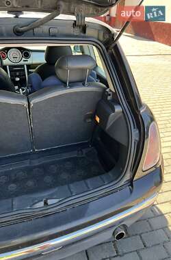 Хетчбек MINI Cooper 2002 в 