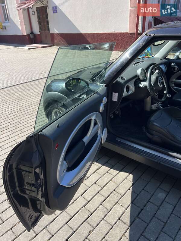 Хэтчбек MINI Cooper 2002 в Шипинцах