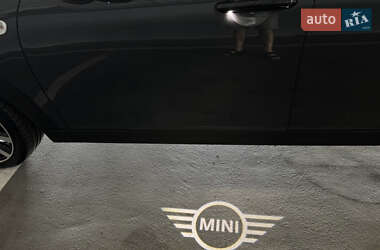 Хетчбек MINI Cooper 2018 в 