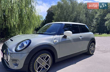 Хетчбек MINI Cooper 2021 в 
