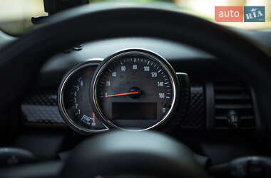 Хетчбек MINI Cooper 2014 в 
