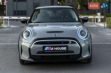 Хетчбек MINI Cooper 2022 в 