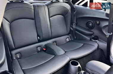 Хетчбек MINI Cooper 2022 в 