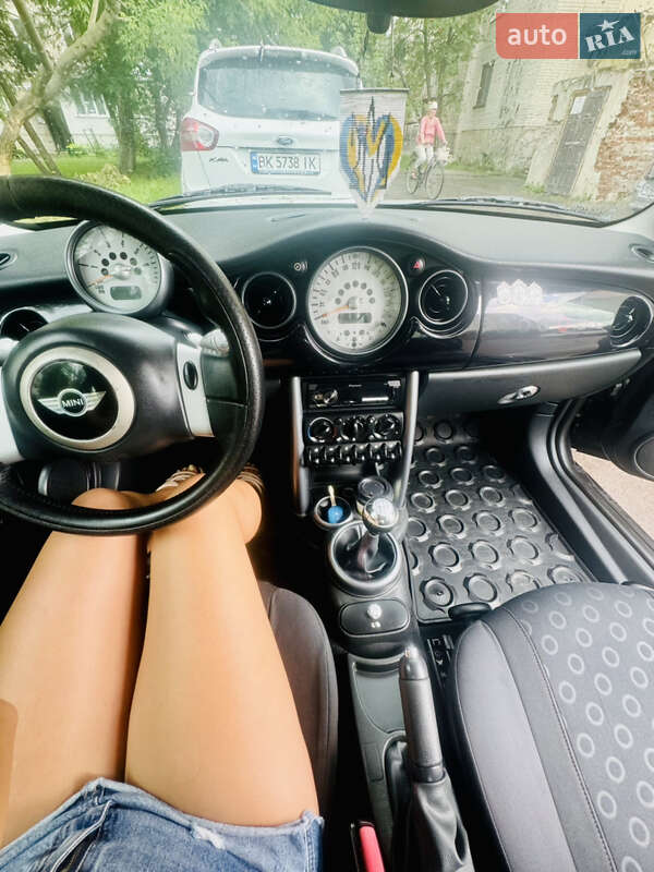 Хэтчбек MINI Cooper 2005 в Бродах