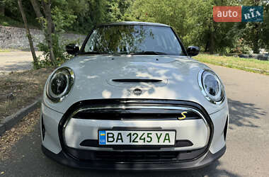 Хэтчбек MINI Cooper 2022 в 