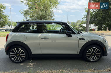 Хэтчбек MINI Cooper 2022 в 