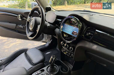 Хэтчбек MINI Cooper 2022 в 