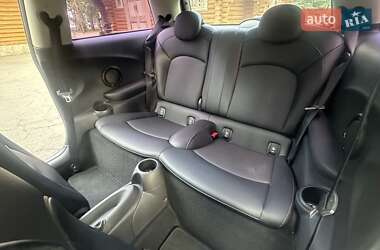 Хэтчбек MINI Cooper 2016 в 