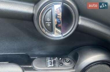 Хэтчбек MINI Cooper 2016 в 