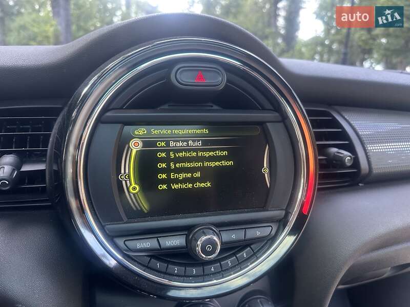 Хетчбек MINI Cooper 2016 в Києві