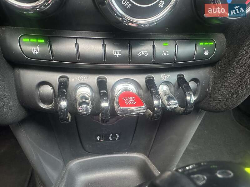 Хетчбек MINI Cooper 2016 в Києві