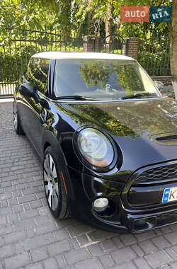 Хэтчбек MINI Cooper 2014 в 