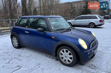 Хэтчбек MINI Cooper 2002 в 
