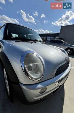 Хетчбек MINI Cooper 2002 в 