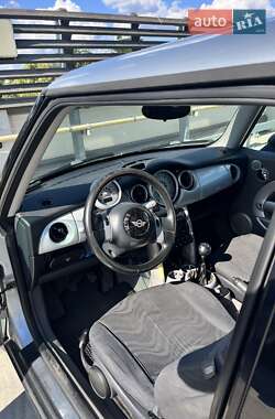Хетчбек MINI Cooper 2002 в 