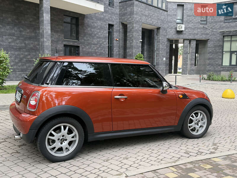 Хетчбек MINI Cooper 2011 в Броварах
