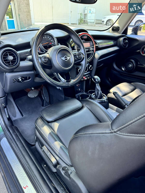 Хэтчбек MINI Cooper 2016 в Одессе