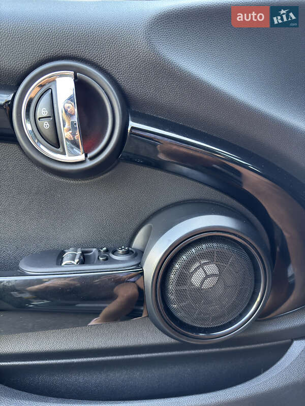 Хэтчбек MINI Cooper 2016 в Одессе