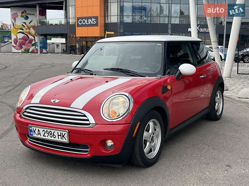 Хетчбек MINI Cooper 2010 в Києві