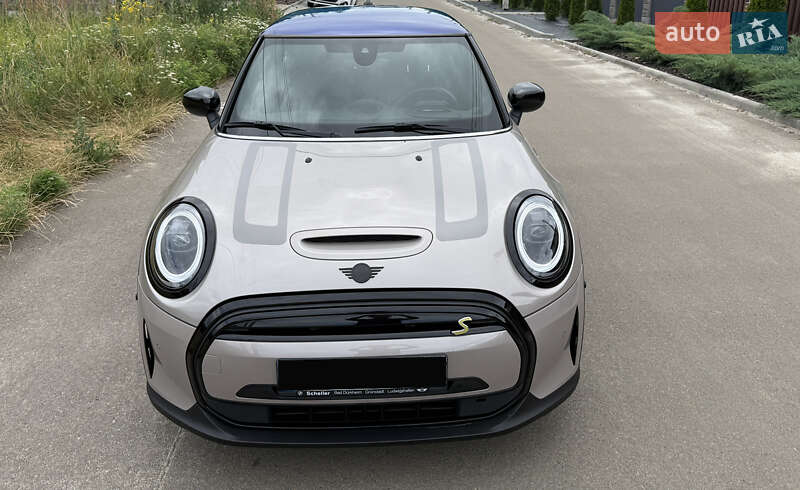 Хэтчбек MINI Cooper 2022 в Киеве