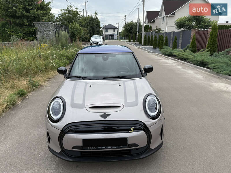 Хэтчбек MINI Cooper 2022 в Киеве