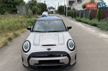 Хэтчбек MINI Cooper 2022 в 