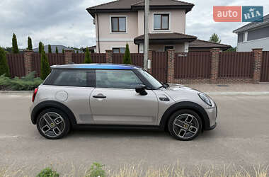 Хэтчбек MINI Cooper 2022 в 