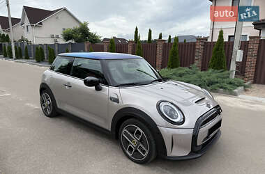 Хэтчбек MINI Cooper 2022 в 