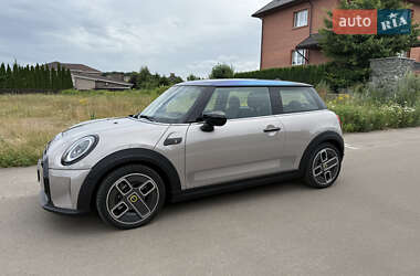 Хэтчбек MINI Cooper 2022 в 
