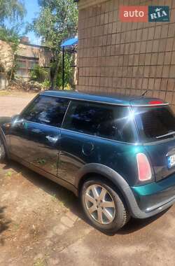 Хэтчбек MINI Cooper 2004 в 