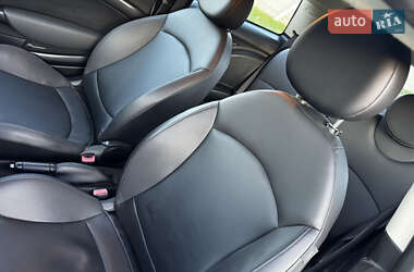 Хетчбек MINI Cooper 2013 в 
