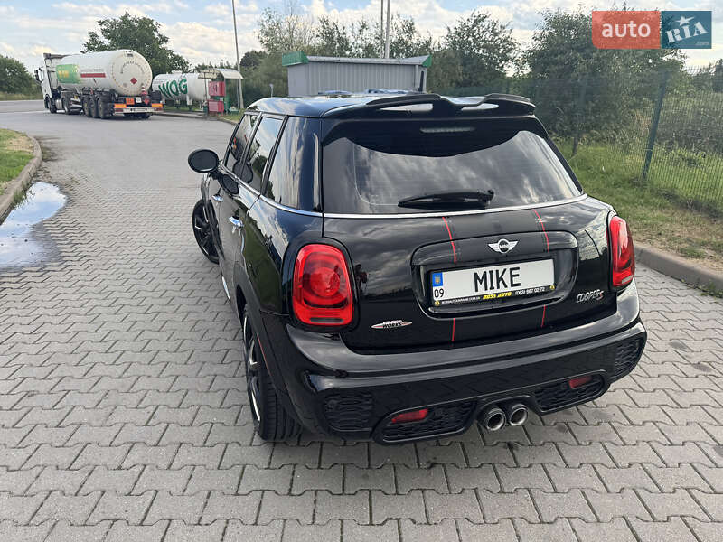 Хэтчбек MINI Cooper 2017 в Ивано-Франковске