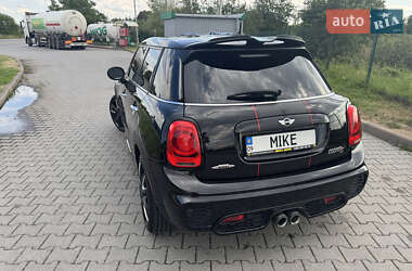 Хэтчбек MINI Cooper 2017 в 