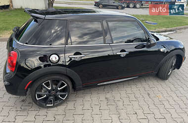 Хэтчбек MINI Cooper 2017 в Ивано-Франковске