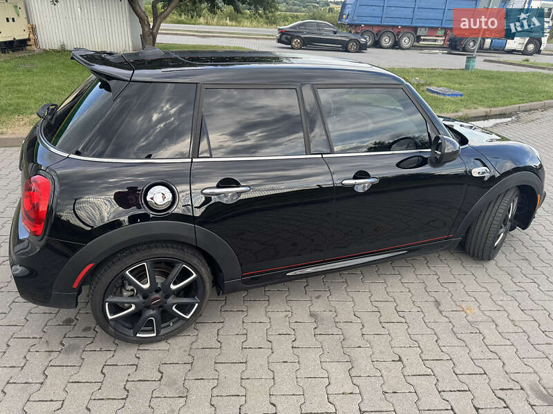 Хэтчбек MINI Cooper 2017 в Ивано-Франковске