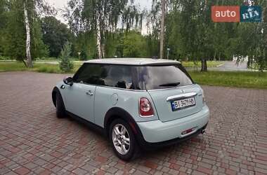 Хэтчбек MINI Cooper 2013 в 