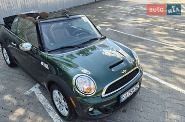 Хетчбек MINI Cooper 2013 в 