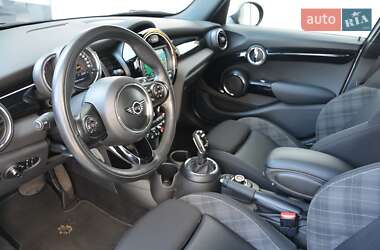 Хэтчбек MINI Cooper 2018 в 