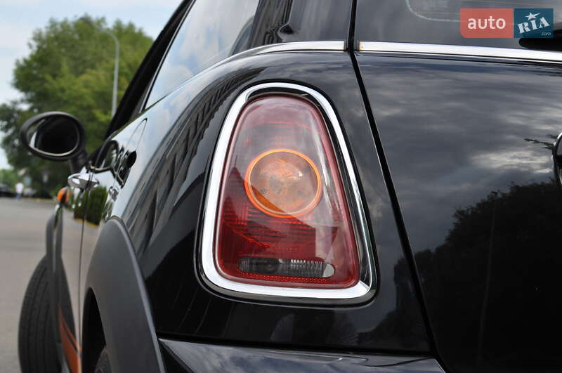 Хетчбек MINI Cooper 2010 в Києві