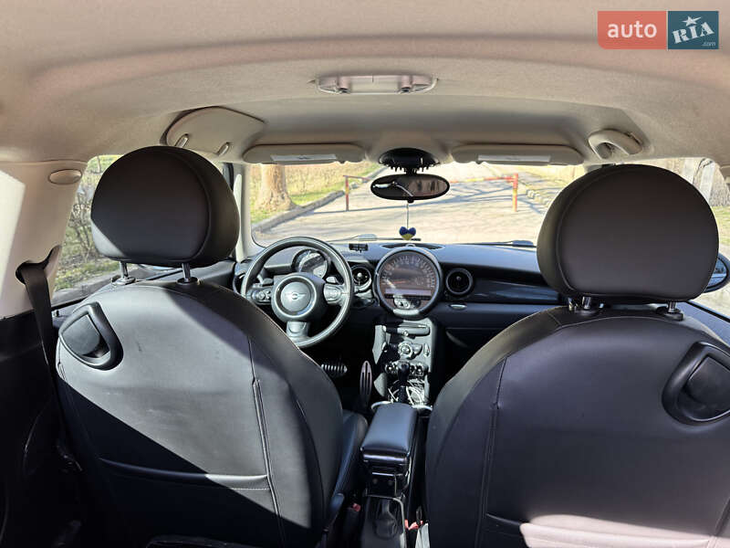 Хетчбек MINI Cooper 2012 в Рівному