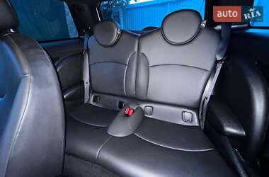 Хэтчбек MINI Cooper 2011 в 