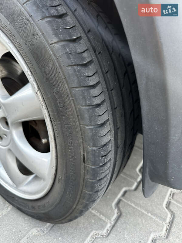 Хэтчбек MINI Cooper 2001 в Киеве